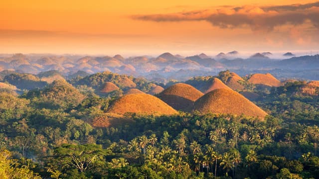 Chocolate Hills: The color-changing mounds in the Philippines that inspired legends of mud-slinging giants | Live Science - Featured Image
