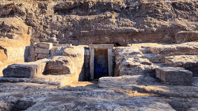 2,400-year-old Hercules shrine and elite tombs discovered outside ancient Rome's walls | Live Science - Featured Image