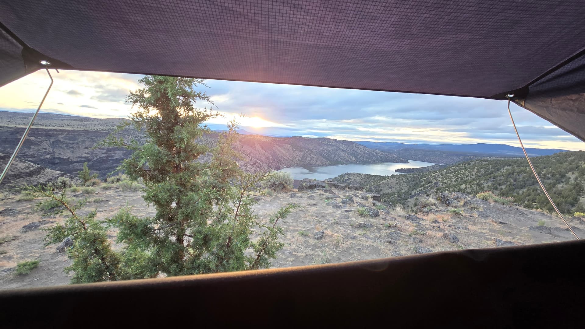 Sunrise over Bowman Dam in Oregon - Image