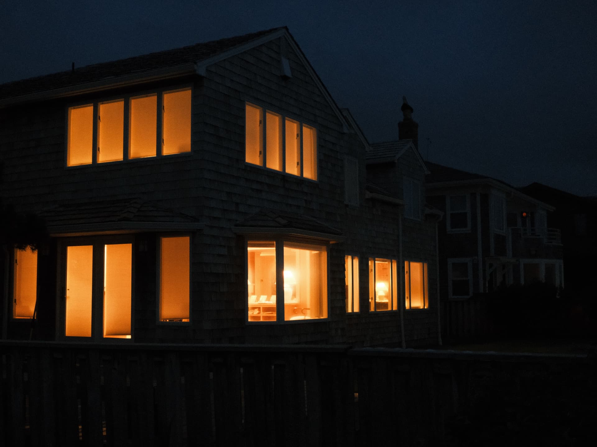 Evening Glow 💡🪟🌌 - Image