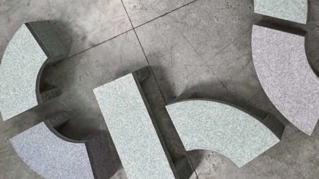 Bank of England’s benches made of banknotes during LDF 2025 - Featured Image