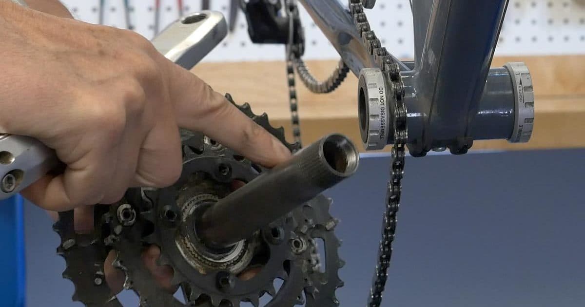 Bottom Bracket Removal & Installation: Threaded | Park Tool - Featured Image