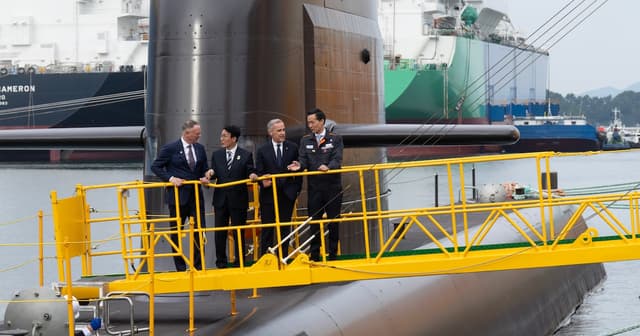 South Korea delegation travelling to Canada to try and win a submarine project - Featured Image