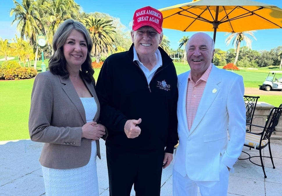 Spin Dictators in Our Time: What’s Behind the Trump–Smith Friendship? - Featured Image