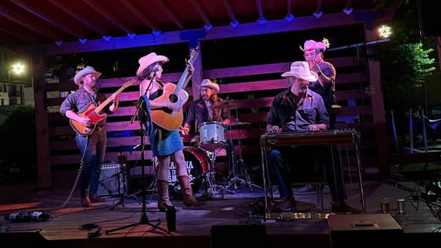 Ramona and the Holy Smokes - Esta Herida - Featured Image