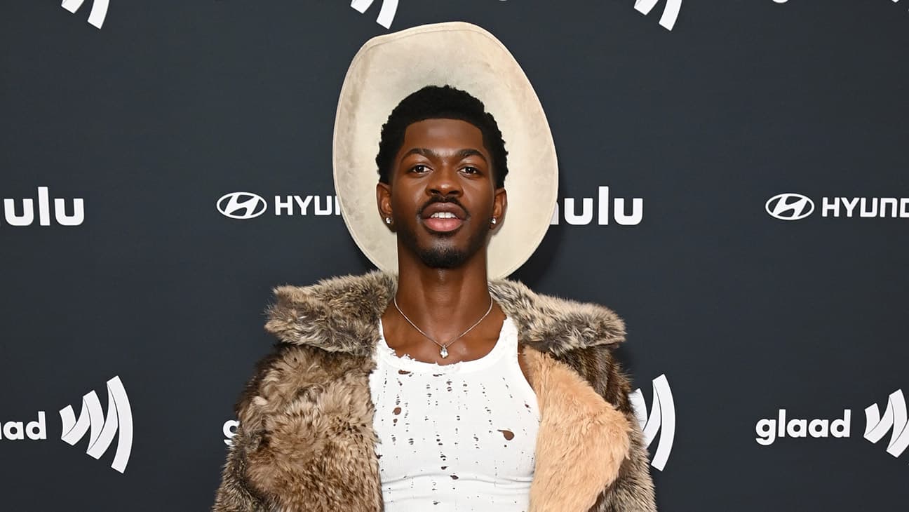 Lil Nas X to Remain Jailed Through the Weekend Following Arrest and Hospitalization - Featured Image