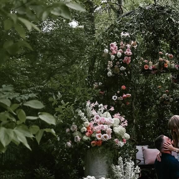 Taylor Swift and Travis Kelce are Engaged - Featured Image