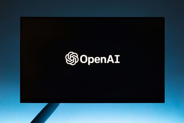 OpenAI acquires Roi to boost personalised AI finance - Featured Image