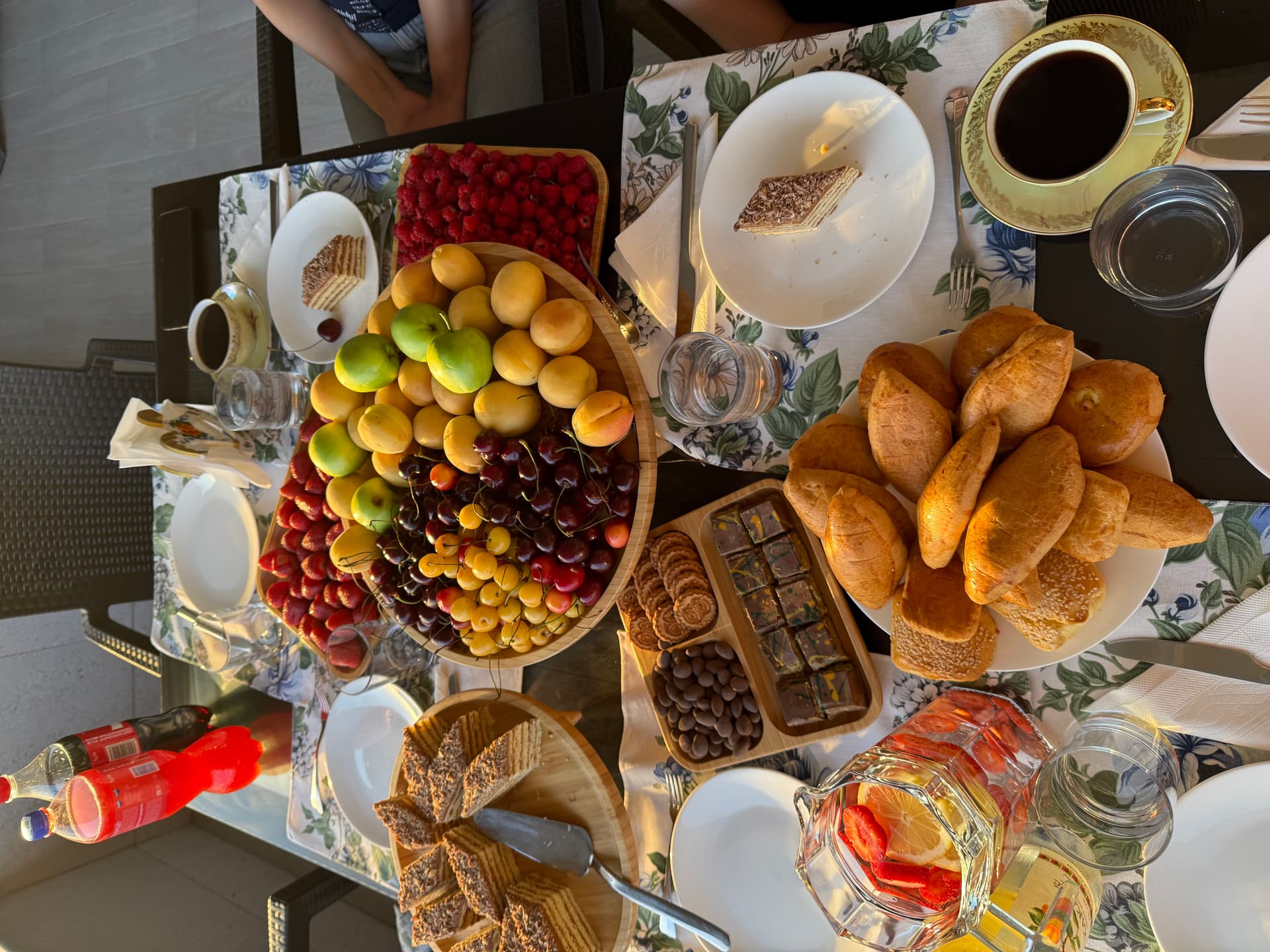 Happy July 4th 🇺🇸🎉 Layered cake is made by me 😉 - Image