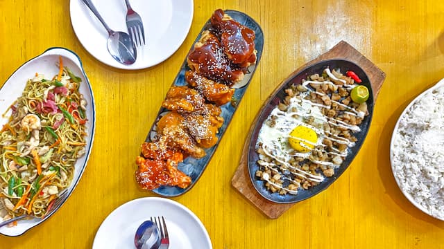 15 Essential Words And Phrases To Know At Filipino Restaurants - Featured Image