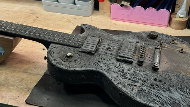 Restoring a Burned Gibson Les Paul – Bringing It Back to Life. Part 1 - Featured Image