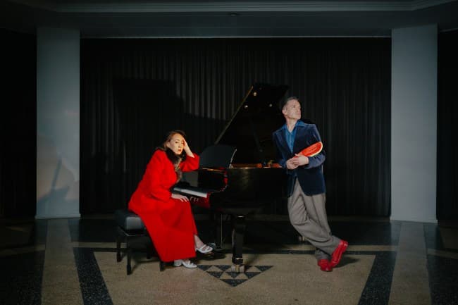 A Year After David Lynch’s Death, the Band Xiu Xiu Is Keeping ‘Eraserhead’ Alive Onstage - Featured Image