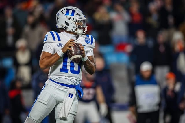 QB Darian Mensah to enter transfer portal despite signing 2-year contract with Duke - The Athletic - Featured Image