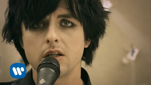 Green Day - 21 Guns [Official Music Video] - Featured Image
