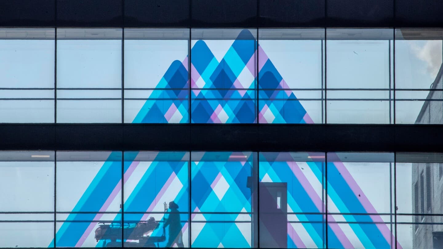 Thousands of nurses go on strike at several major New York City hospitals - Featured Image