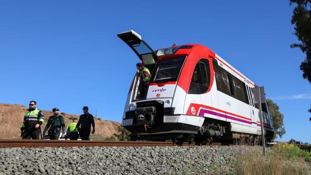 Train collides with crane in Spain’s fourth rail crash in a week, several injured | CNN - Featured Image