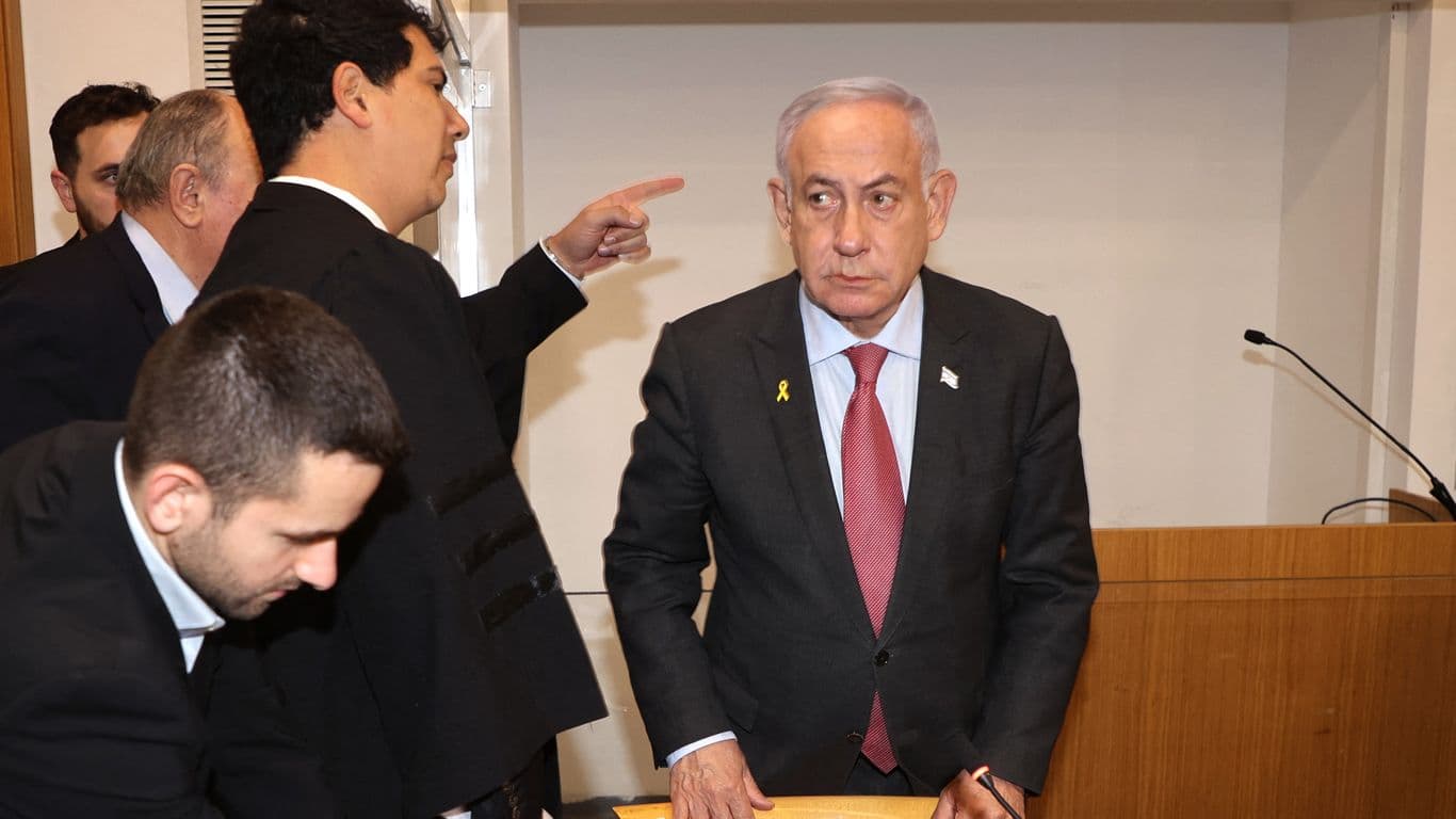 Netanyahu moves to fire attorney general prosecuting him for corruption - Featured Image