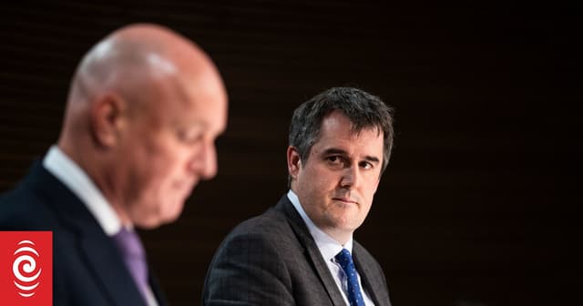 Chris Bishop says he's not plotting to roll Christopher Luxon - Featured Image