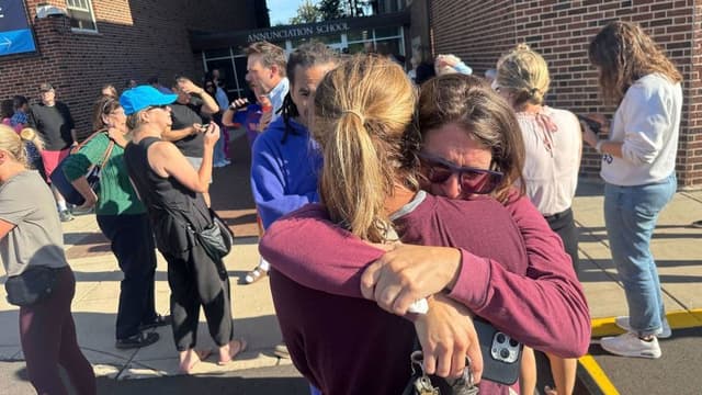 Live Updates: Minneapolis shooting leaves at least 2 children killed and 17 people injured in Annunciation Catholic School - Featured Image