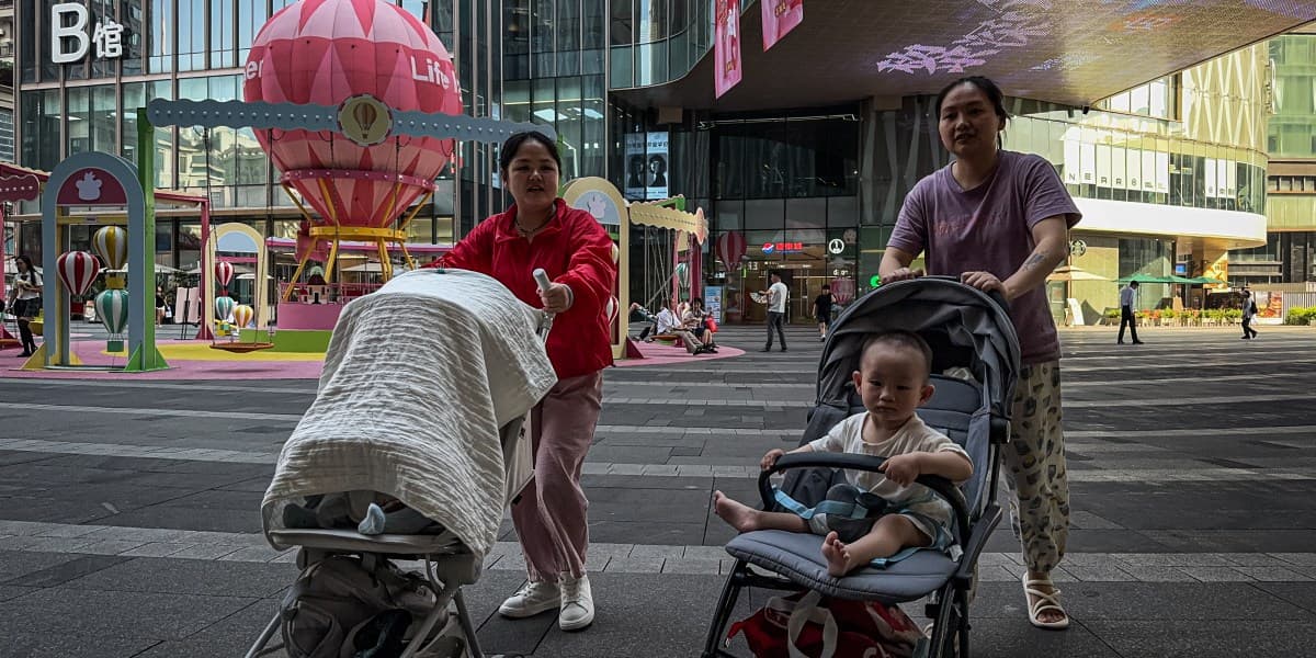 China birth rate hits lowest since 1949 in blow to baby drive | Fortune - Featured Image