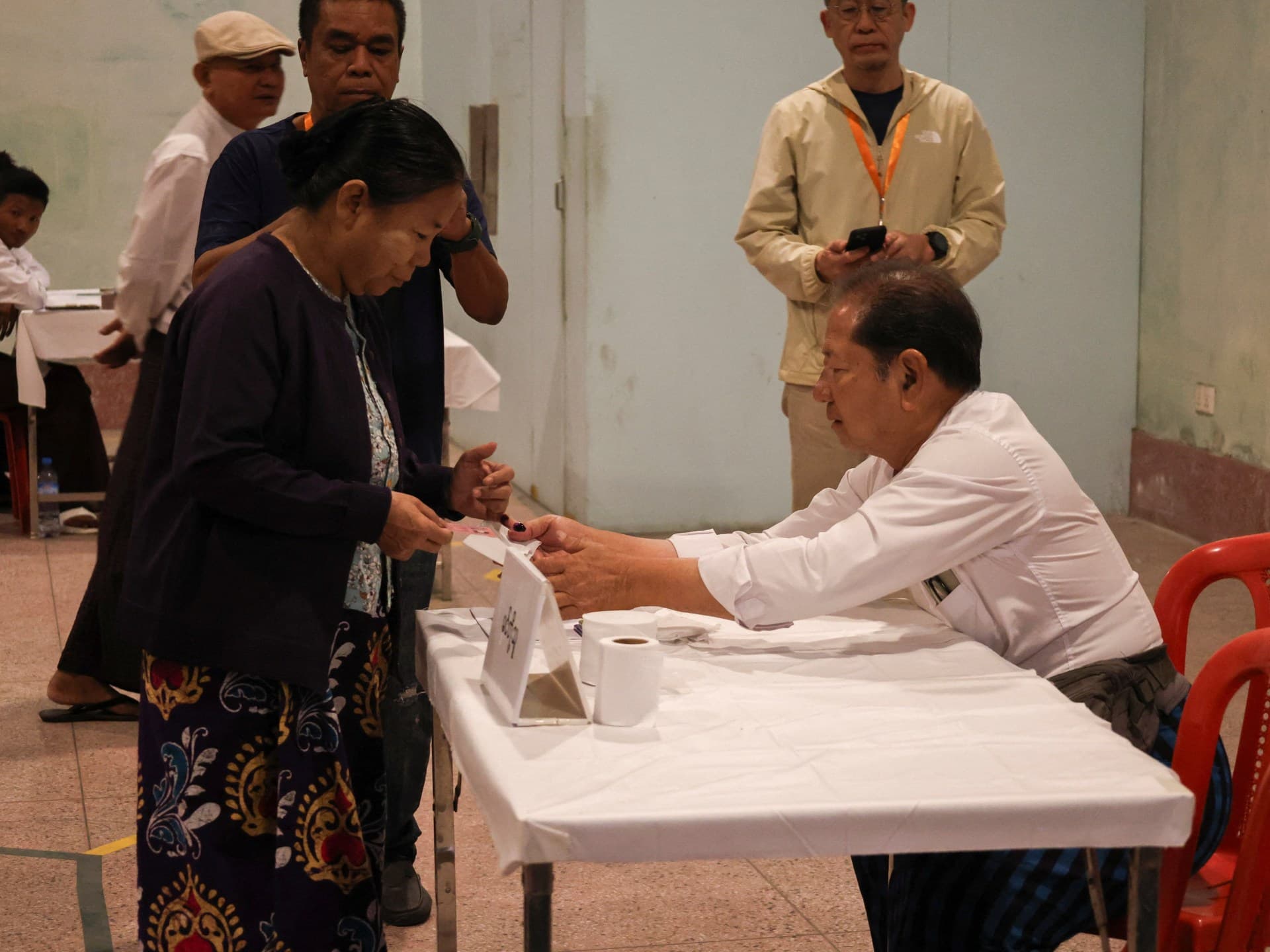 Polls close in Myanmar as military holds first election since 2021 coup - Featured Image