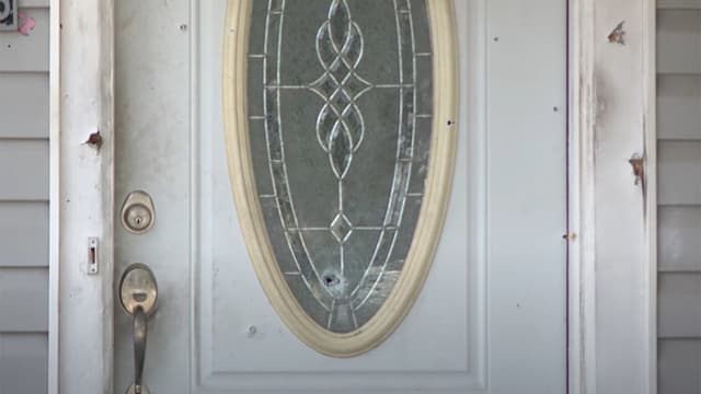 Homeowner shoots, kills 2 men in ski masks claiming to be officers, HPD says - Featured Image