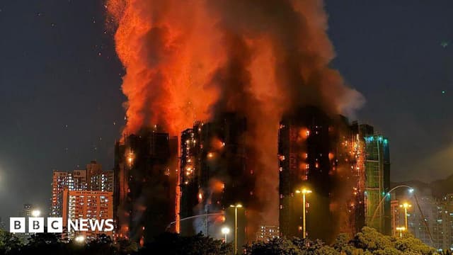 Hong Kong fire: At least 13 dead as more than 700 firefighters tackle blaze - Featured Image