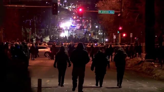 Children hospitalized after flashbang hits father's vehicle - Featured Image