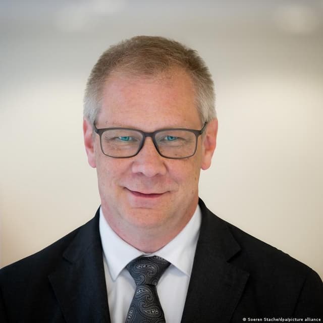 Germany: State antisemitism commissioner's house attacked - Featured Image