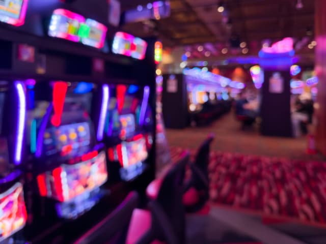 Virginia lawmaker rolls the dice again on bill to bring casino to Fairfax Co. - WTOP News - Featured Image