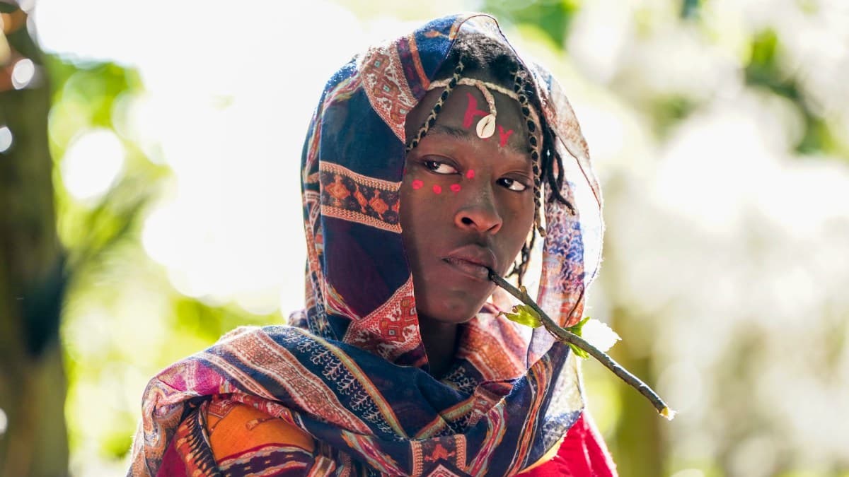 Youngest member of Scotland’s ‘African tribe’ claims she is pregnant - Featured Image