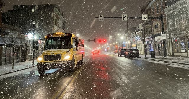 Will Pittsburgh see a huge snowfall this weekend or a light dusting? You’ll have to wait to find out - Featured Image