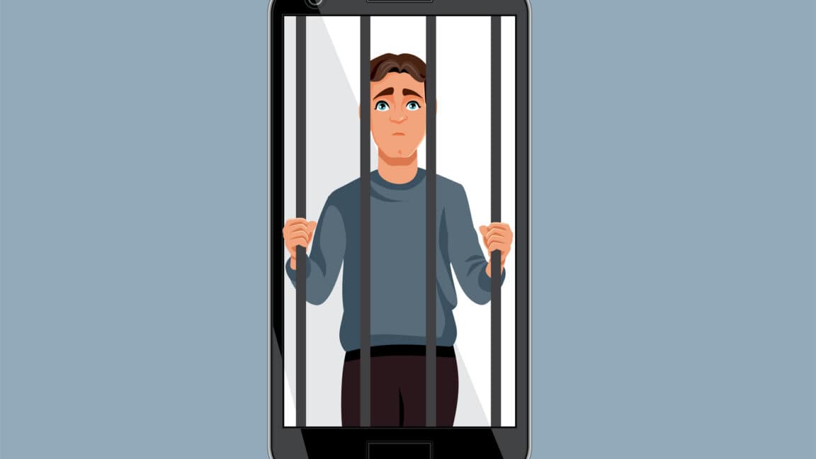 Man finally released a month after absurd arrest for reposting Trump meme - Featured Image