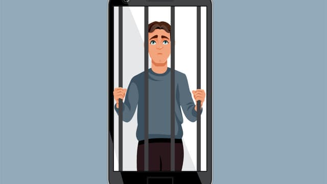 Man finally released a month after absurd arrest for reposting Trump meme - Featured Image