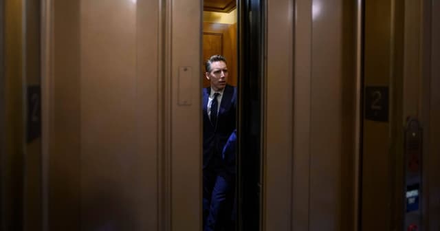 Josh Hawley Asked “Can Men Get Pregnant?” 11 Times at Abortion Hearing – Mother Jones - Featured Image