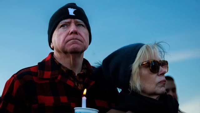 Justice Department subpoenas Walz and others in immigration enforcement obstruction probe | AP News - Featured Image