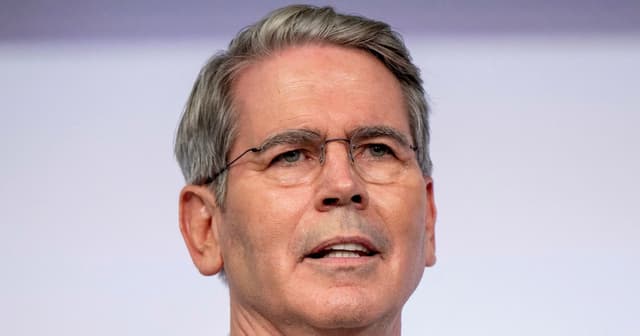 Treasury secretary defends Greenland tariffs: 'The national emergency is avoiding the national emergency' - Featured Image