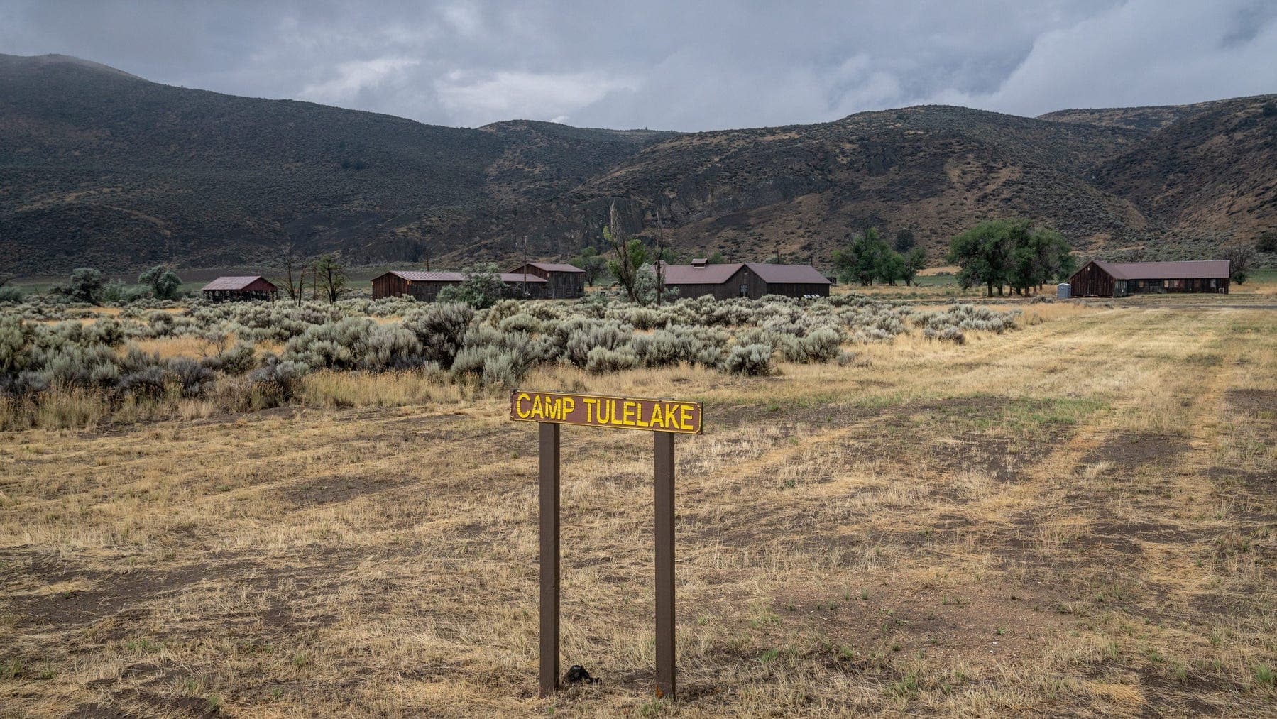 Army base used for WWII Japanese internment now nation's largest ICE detention center - Featured Image