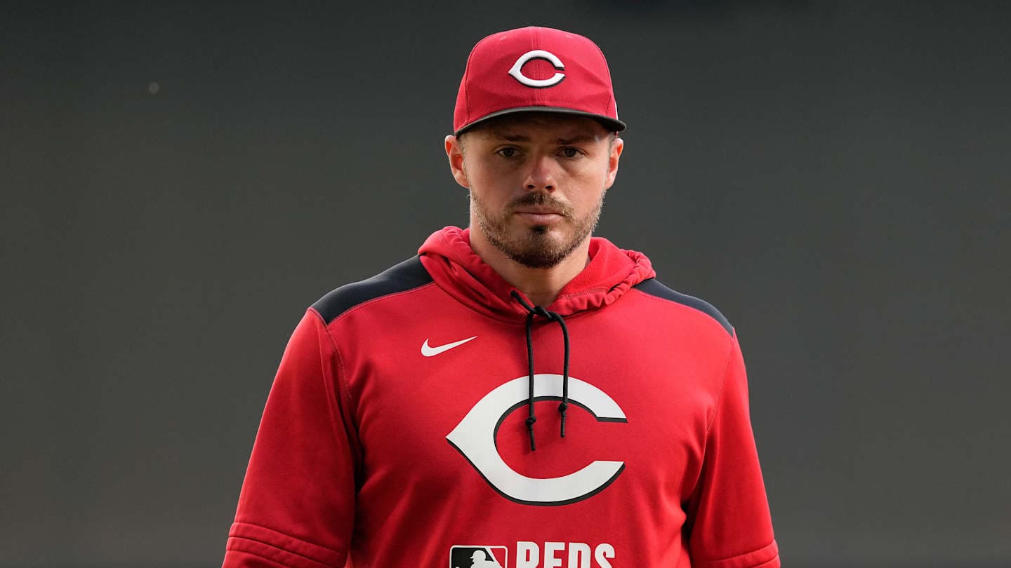 Reds move on from Gavin Lux in a three-team trade that pays off immediately - Featured Image