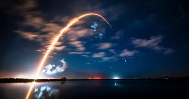 A Starlink satellite seems to have exploded - Featured Image