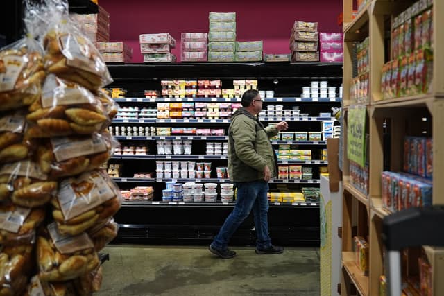 CFIA monitoring U.S. move away from science-based decision making, documents show - Featured Image