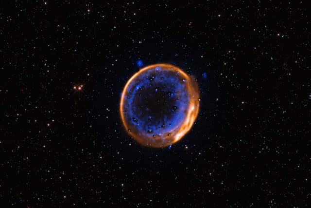The best space pictures of 2025, from supernovae to moon landings - Featured Image