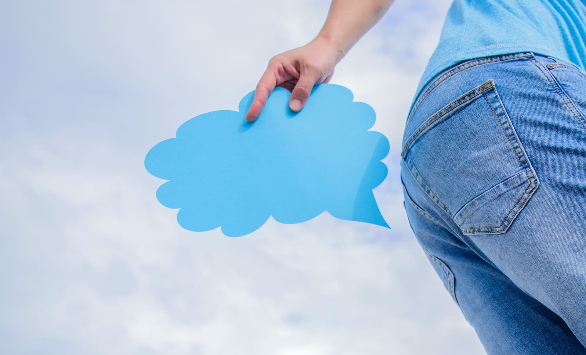 Sniffing Your Own Farts Could Protect Your Brain and Prevent Alzheimer’s, No Joke Science Has Proven It - Featured Image