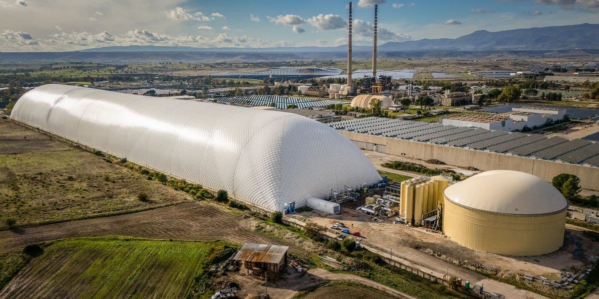 Grid-Scale Bubble Batteries Will Soon Be Everywhere - Featured Image