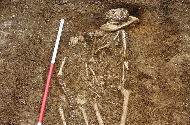 Youths buried in Anglo-Saxon cemeteries carried West African DNA - Featured Image