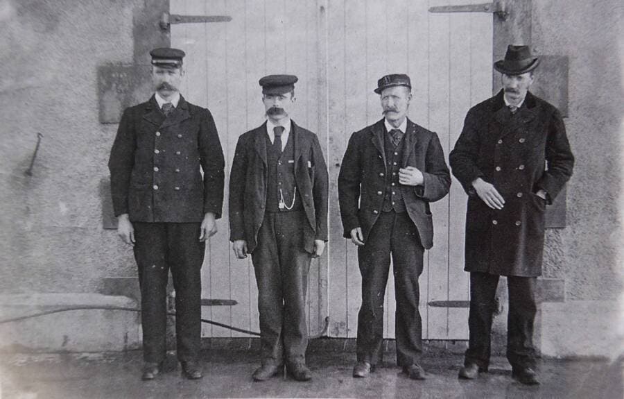 Flannan Isle Mystery: How Three Lighthouse Keepers Suddenly Vanished - Featured Image