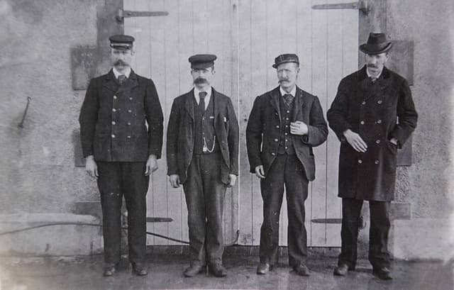 Flannan Isle Mystery: How Three Lighthouse Keepers Suddenly Vanished - Featured Image