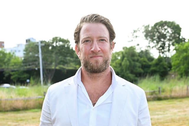 Barstool Sports founder says he doesn’t really want Pete Carroll murdered - Featured Image