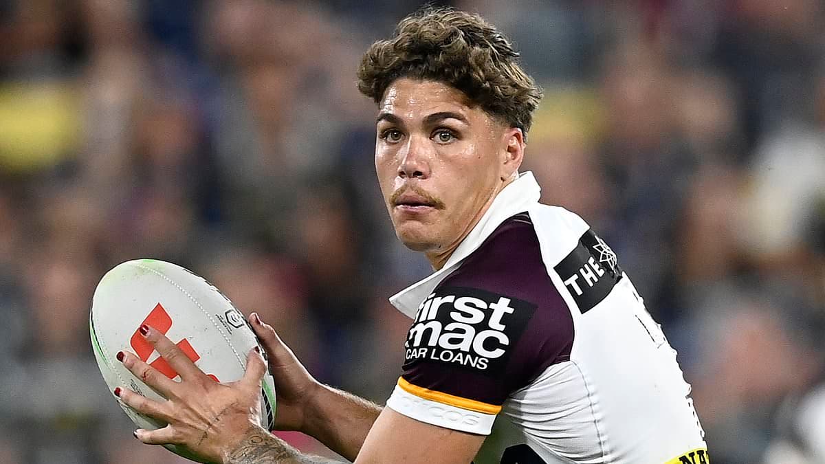 Why this photo of Reece Walsh is sure to make his bosses at the Brisbane Broncos FURIOUS - Featured Image