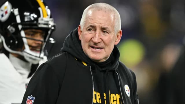 Steelers fans scared about losing legendary 72-year old coach Danny Smith | Sporting News Canada - Featured Image